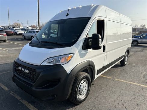 Used 2025 RAM ProMaster 2500 image 2