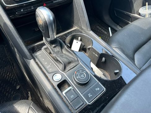 Used 2018 Volkswagen Atlas SEL Premium AWD/4WD image 27