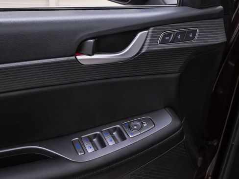 Certified 2024 Hyundai Palisade Limited FWD image 28