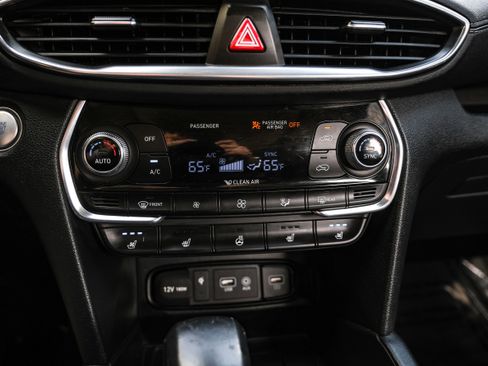 Used 2019 Hyundai Santa Fe AWD image 27