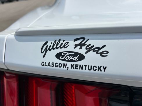 Used 2023 Ford Mustang Premium image 6