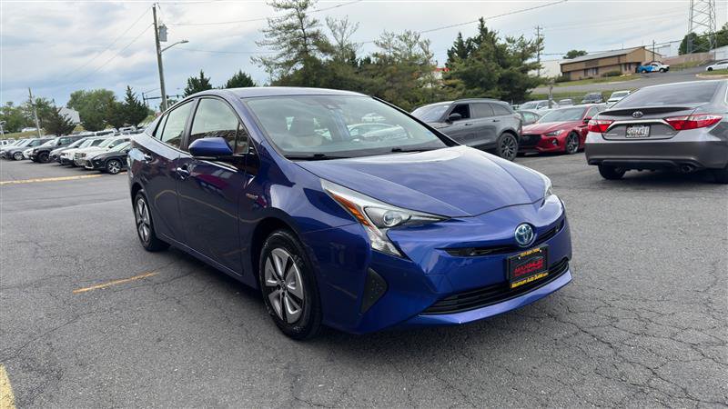 Used 2018 Toyota Prius Two w/ Prius Two Safety Plus Package FWD image 3