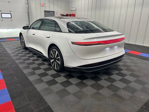 Used 2024 Lucid Air Touring image 5
