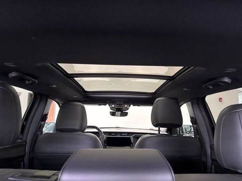 New 2026 Jeep Cherokee Overland image 47