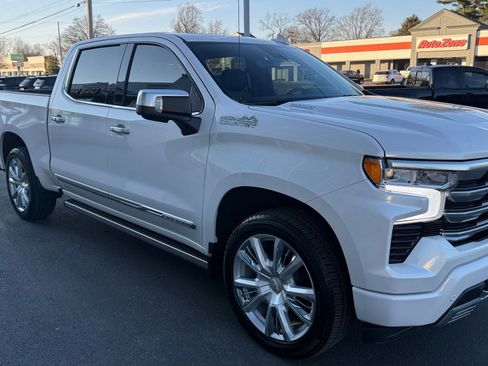 Used 2024 Chevrolet Silverado 1500 High Country w/ Technology Package image 7