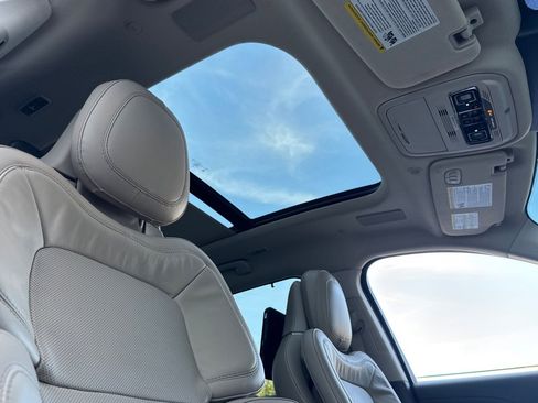 Certified 2022 Lincoln Aviator Grand Touring w/ Equipment Group 301A image 16