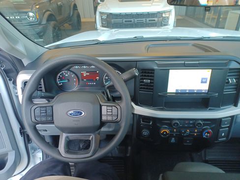 New 2026 Ford F250 XL image 17