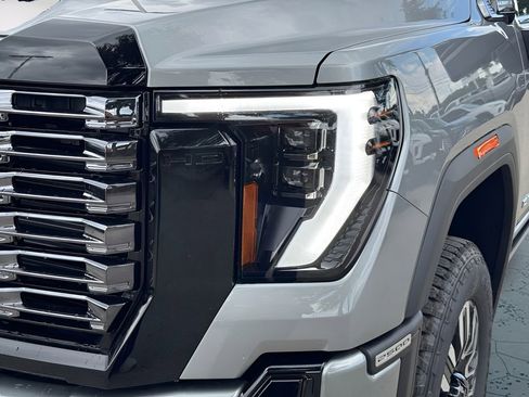 New 2026 GMC Sierra 2500 Denali Ultimate w/ Max Trailering Package AWD/4WD image 4