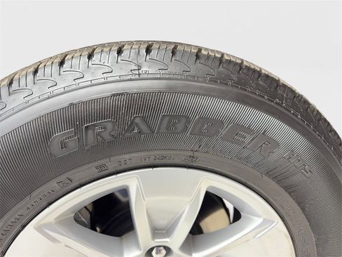 Used 2024 Chevrolet Silverado 1500 LT image 80