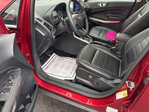 Used 2021 Ford EcoSport Titanium image 9