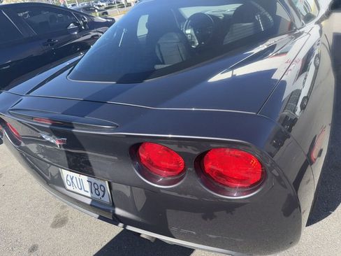 Used 2009 Chevrolet Corvette Coupe image 11