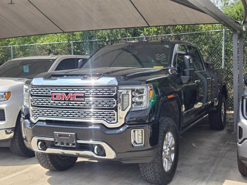 Used 2023 GMC Sierra 3500 Denali w/ Denali Ultimate Package AWD/4WD image 3