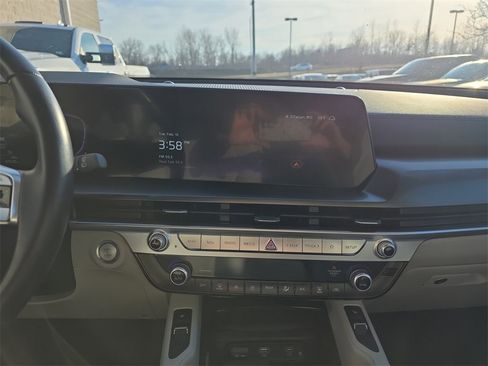 Used 2023 Kia Telluride S w/ S Sunroof Package image 9