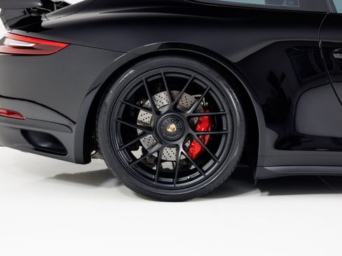 Used 2017 Porsche 911 Carrera GTS RWD image 11