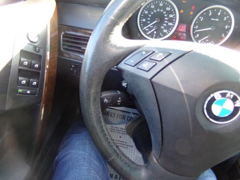 Used 2006 BMW 525xi Sedan image 60