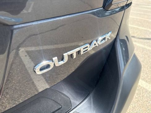 Used 2024 Subaru Outback Premium AWD/4WD image 23