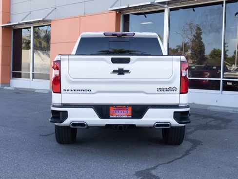 Used 2023 Chevrolet Silverado 1500 High Country w/ Technology Package AWD/4WD image 13
