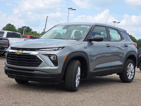 New 2026 Chevrolet TrailBlazer LS AWD/4WD image 11