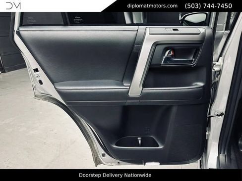 Used 2023 Toyota 4Runner Limited AWD/4WD image 26