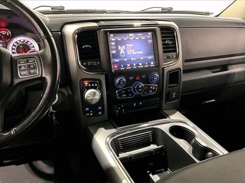 Used 2018 RAM 1500 Sport w/ Sport Premium Group image 10