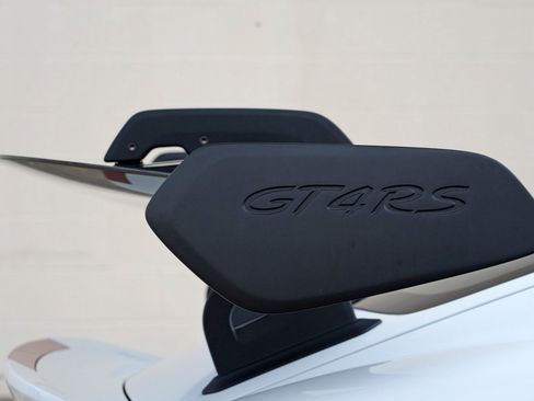Used 2024 Porsche 718 Cayman GT4 RS w/ Weissach Package RWD image 82