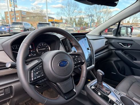 Used 2025 Subaru Crosstrek 2.5i Limited w/ Crosstrek Mirror Package image 7