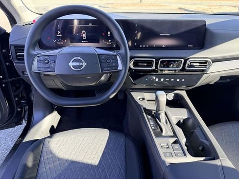 New 2026 Nissan Sentra SV w/ Floor Mat Package FWD image 17