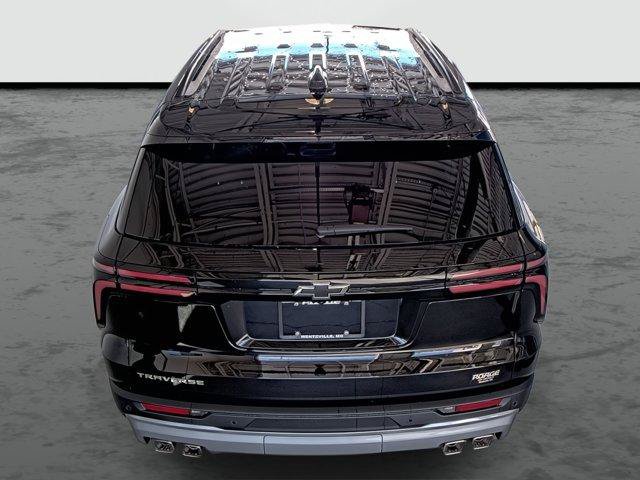 New 2027 Chevrolet Traverse LT w/ Driver Confidence Package FWD image 3