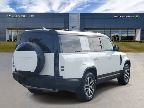 Used 2026 Land Rover Defender 130 S AWD/4WD image 3