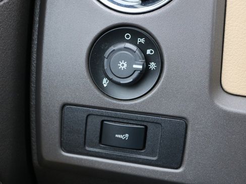 Used 2014 Ford F150 XLT w/ Equipment Group 302A Luxury image 19