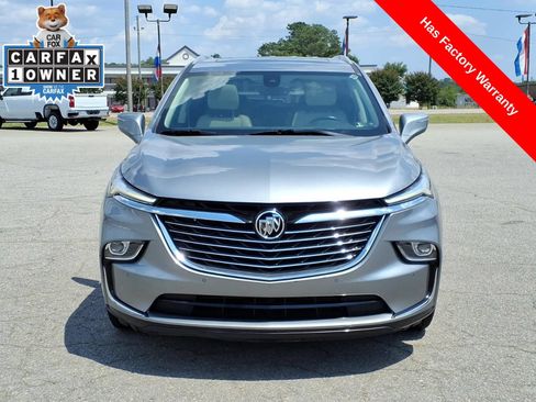 Used 2023 Buick Enclave Essence w/ Experience Buick Package FWD image 8