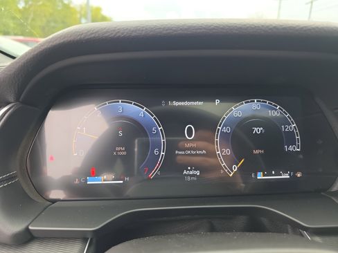 New 2025 Jeep Grand Cherokee L Altitude image 10