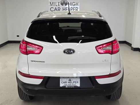 Used 2011 Kia Sportage LX w/ Convenience Pkg AWD/4WD image 9