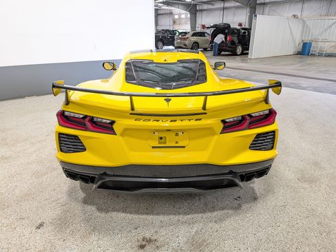 Used 2026 Chevrolet Corvette Stingray Premium Cpe w/ Z51 Performance Package RWD image 4