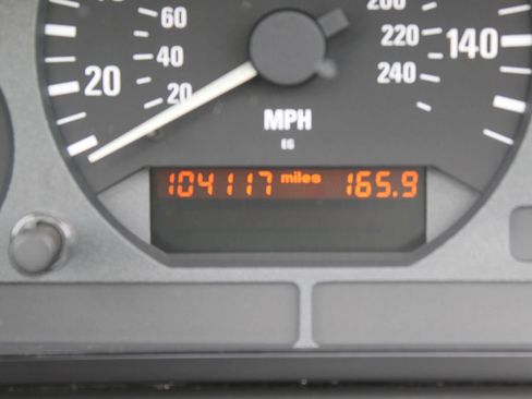Used 1996 BMW Z3 1.9 RWD image 13