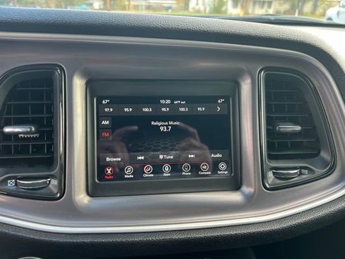 Used 2022 Dodge Challenger GT image 18