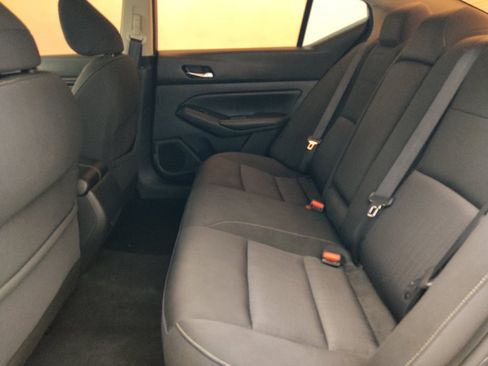 Used 2020 Nissan Altima 2.5 S FWD image 18