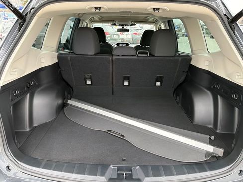 Used 2023 Subaru Forester Premium image 30