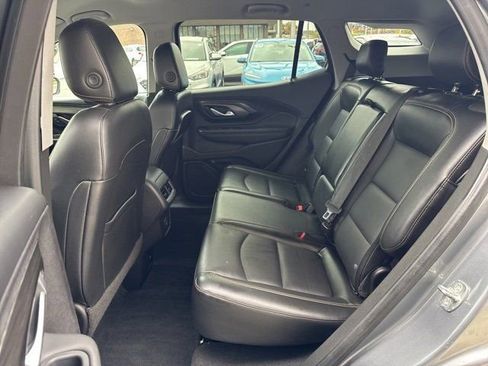 Used 2020 GMC Terrain SLT w/ Preferred Package image 7