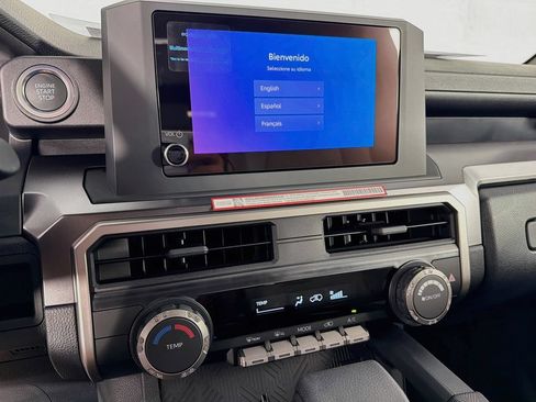 New 2026 Toyota 4Runner SR5 AWD/4WD image 18