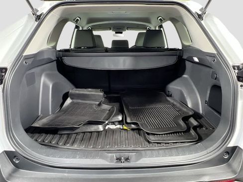 Used 2023 Toyota RAV4 XLE image 27
