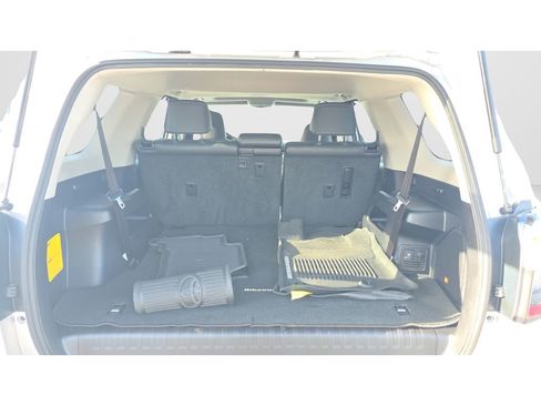 Used 2016 Toyota 4Runner Limited AWD/4WD image 16