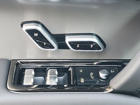 New 2026 Land Rover Range Rover Sport SE image 23