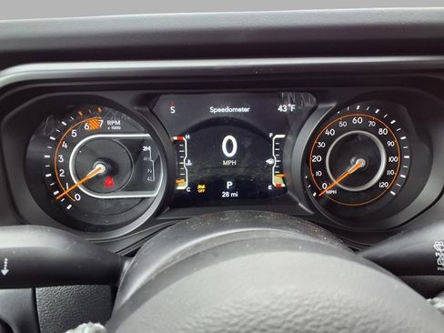 New 2026 Jeep Wrangler Unlimited Rubicon AWD/4WD image 16