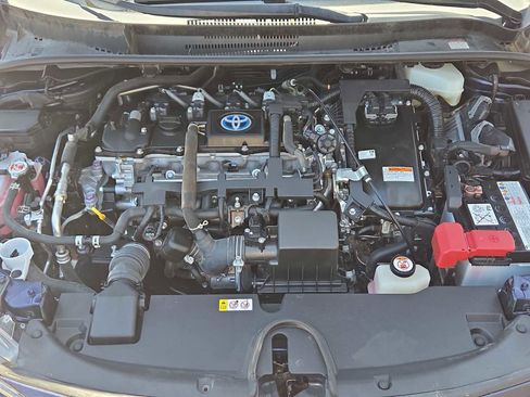 Used 2021 Toyota Corolla LE FWD image 13