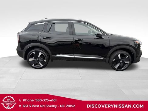 New 2026 Nissan Kicks SR w/ SR Premium Package FWD image 6