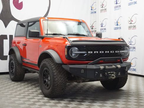 Used 2022 Ford Bronco Wildtrak image 3