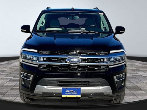 Certified 2024 Ford Expedition Limited image 3
