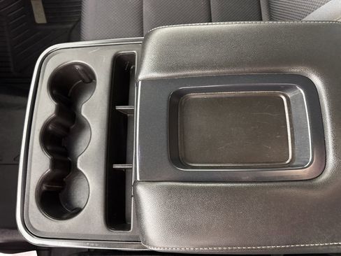 Used 2018 Chevrolet Silverado 1500 LT w/ All Star Edition image 19