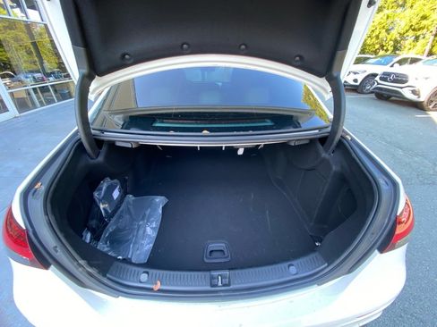 Used 2023 Mercedes-Benz E 350 4MATIC Sedan image 15